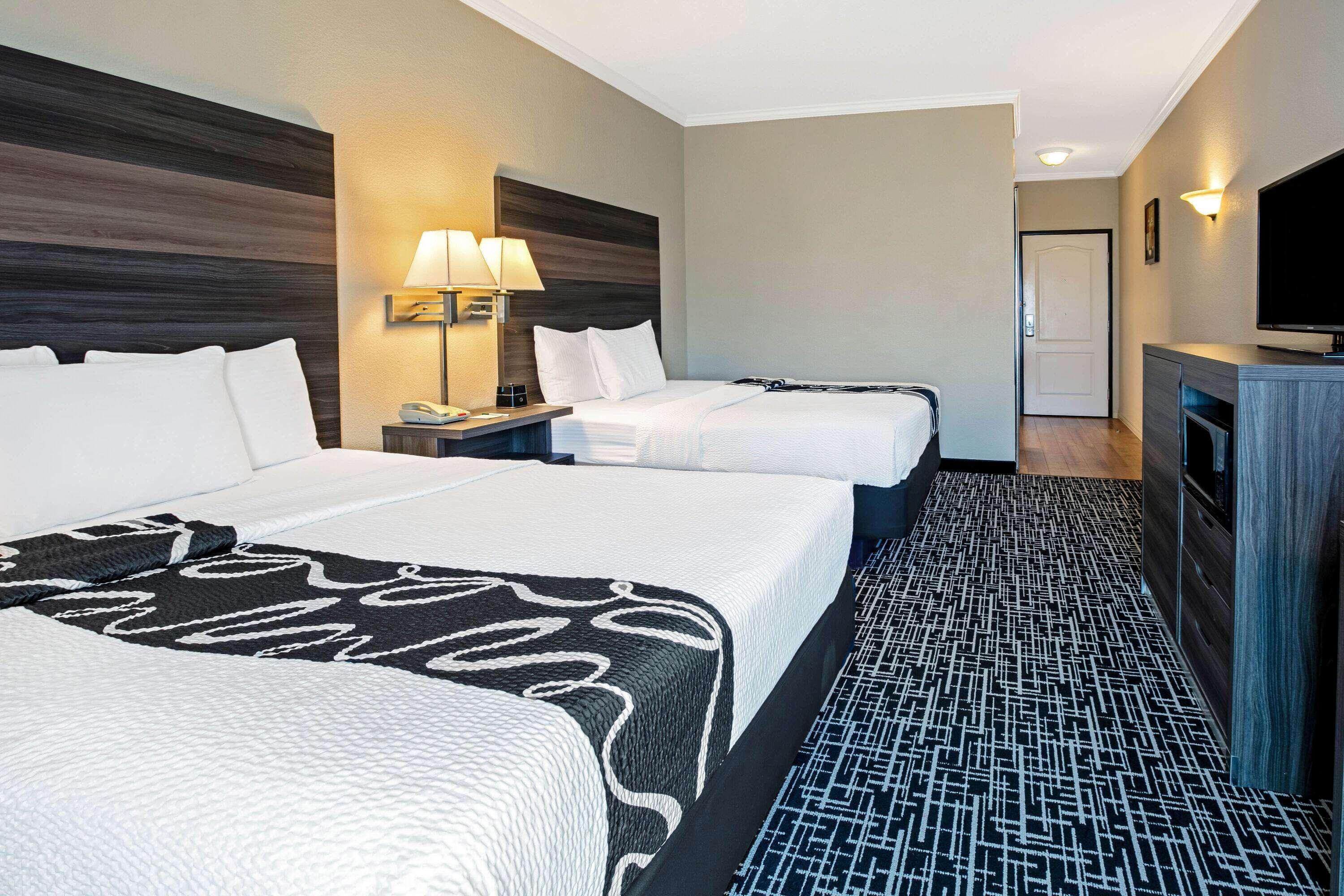 La Quinta By Wyndham Garland Harbor Point Hotel Exterior photo